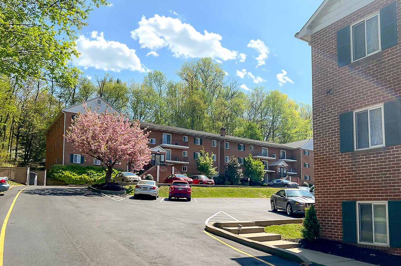 Ridgewood Apartments