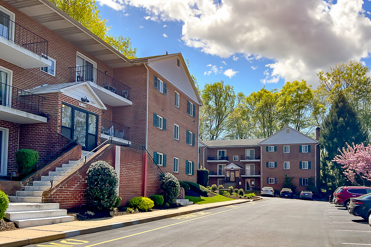 Ridgewood Apartments