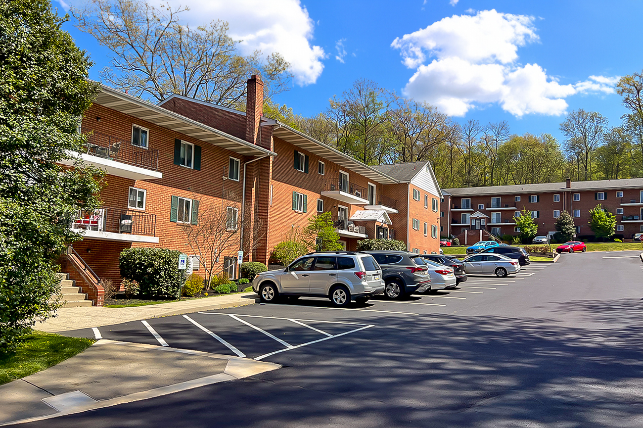 Ridgewood Apartments