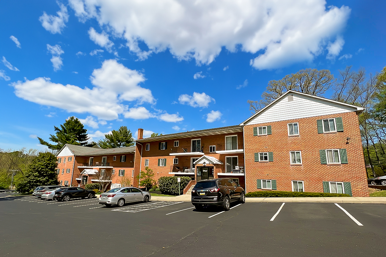 Ridgewood Apartments